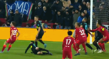 前三节手感在线！狄龙18中10得到27分3篮板2助攻（前三节手感火热！狄龙18投10中砍下27分3篮板2助攻）