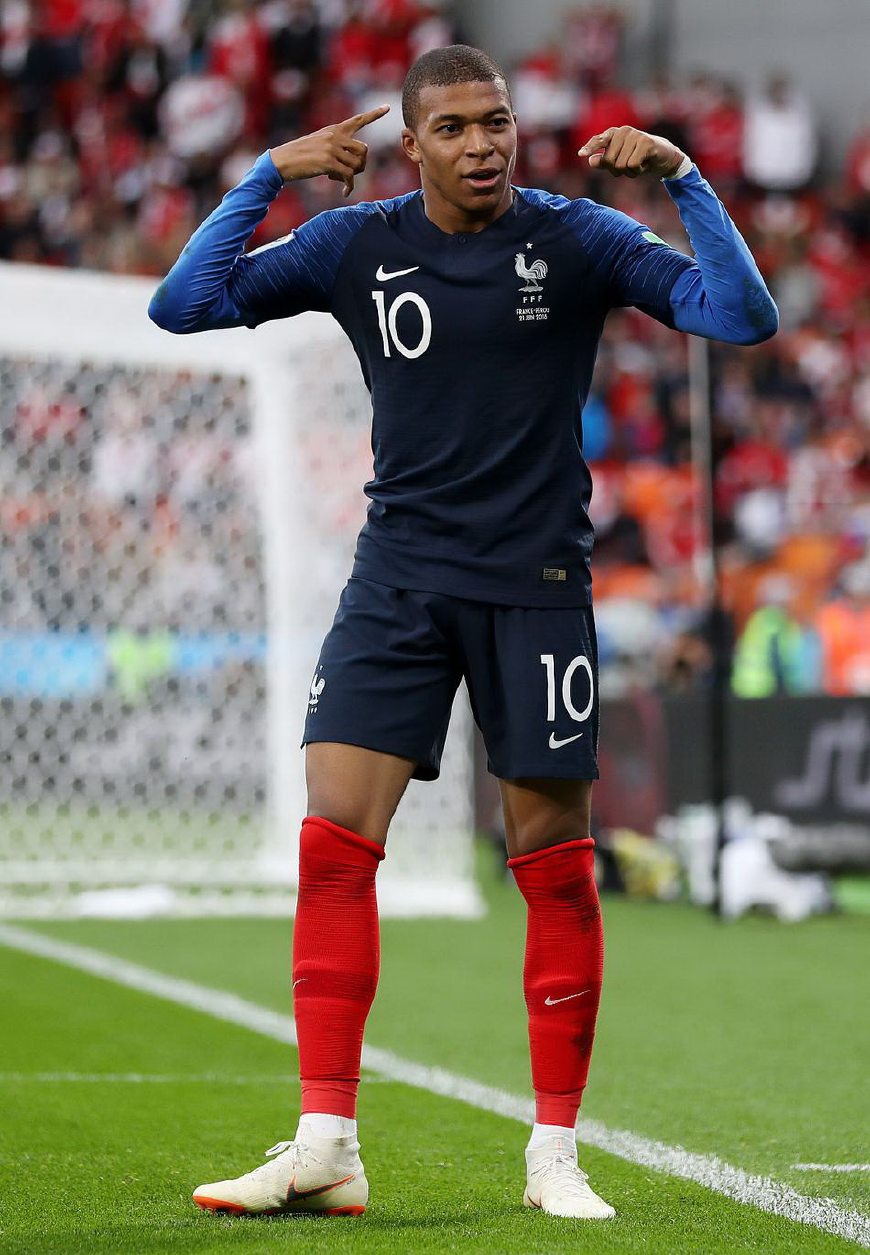 喜忧参半：队报盘点法国国脚们近一个月的表现（起伏并存：队报盘点法国国脚近一个月的发挥）