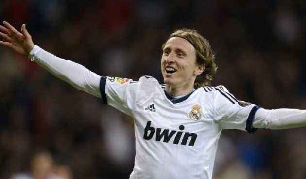 斯卢茨基：柔佛打法更接近于欧洲球队，希望我们展现出竞争力（斯卢茨基：柔佛更具欧式踢法，盼球队打出竞争力）