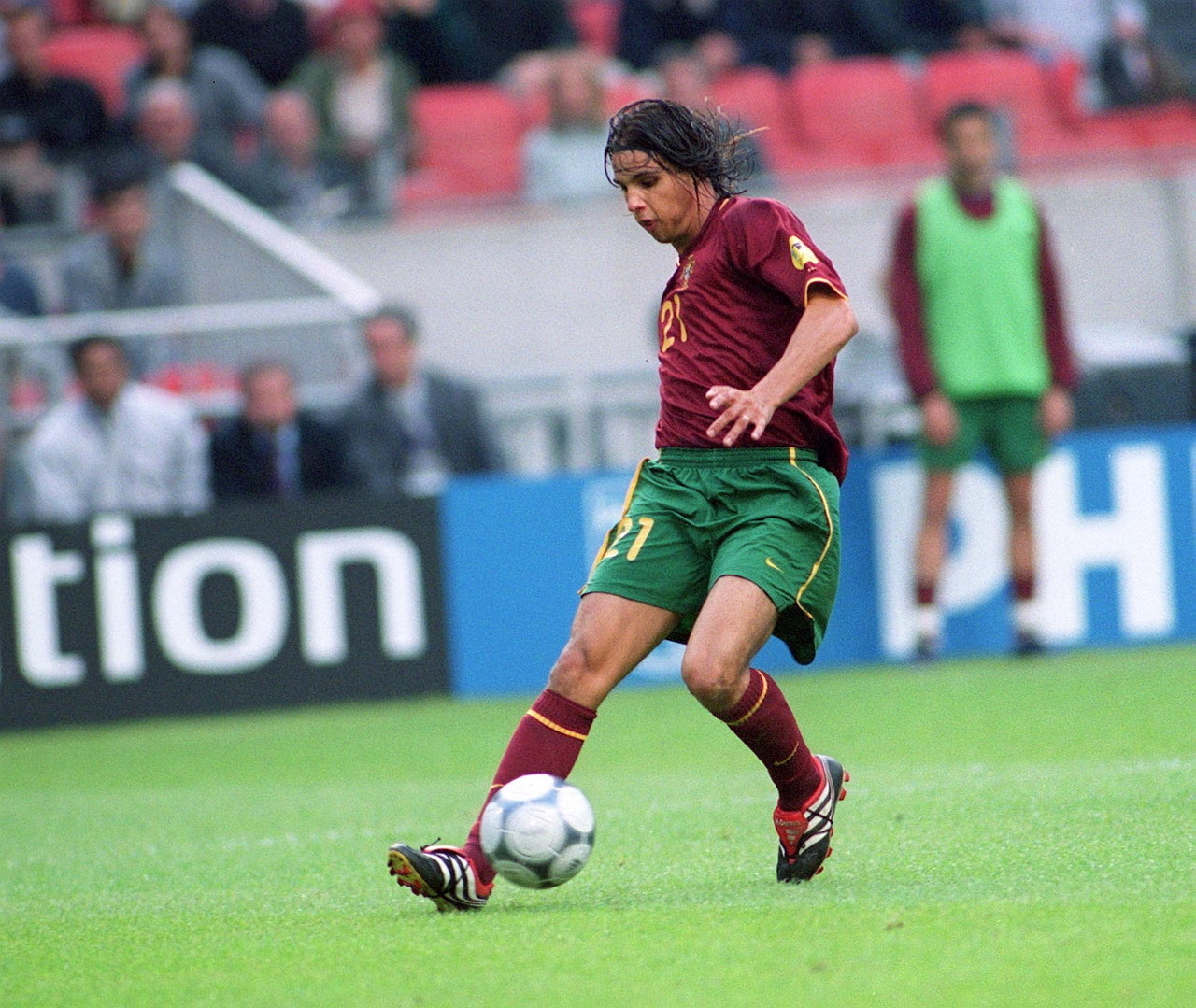 欧洲五大联赛球队表现对比分析（欧洲五大联赛球队表现比较研究）