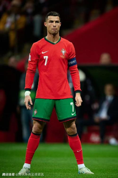 连续三场欧冠比赛进球的最年轻球员排名（欧冠连进三场的最年轻球员排行）