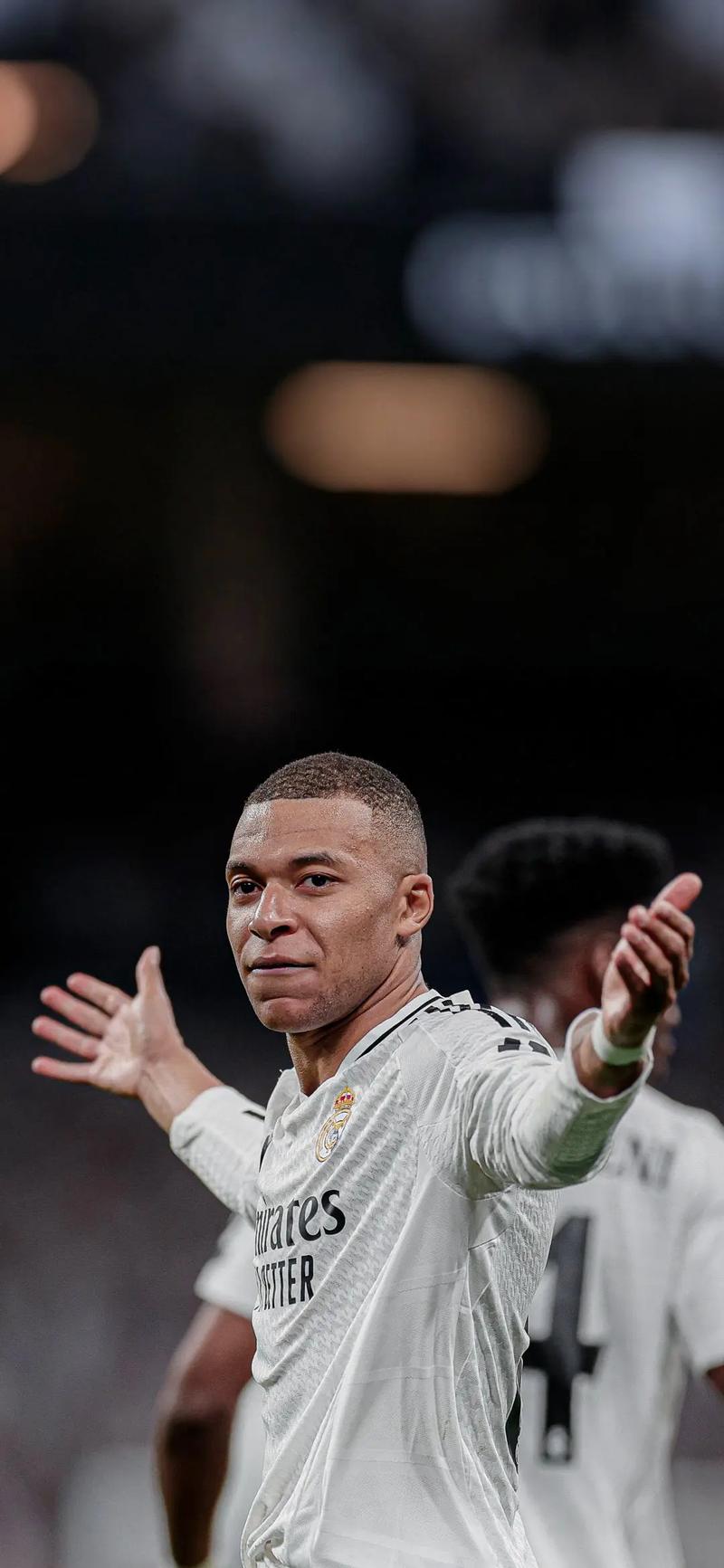 拉门斯：B费在我来曼联前就向我前队友打听我，说他会照顾我（拉门斯：加盟曼联前，B费已从我旧队友处打听情况并承诺会照顾我）