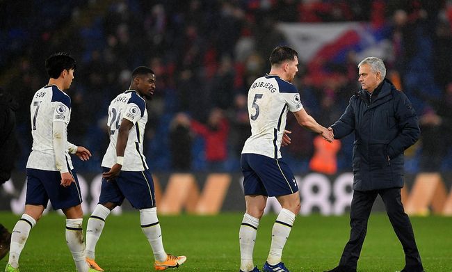 申花连续两个赛季在亚冠输给柔佛，共丢6球、仅打进1球（申花连续两季亚冠负于柔佛，合计丢6球仅进1球）