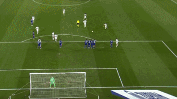 西海岸投资人：盼邵佳一到国足坚持自己打法，球迷要包容他（西海岸投资人：望邵佳一加入国足坚持个人打法，呼吁球迷多包容）